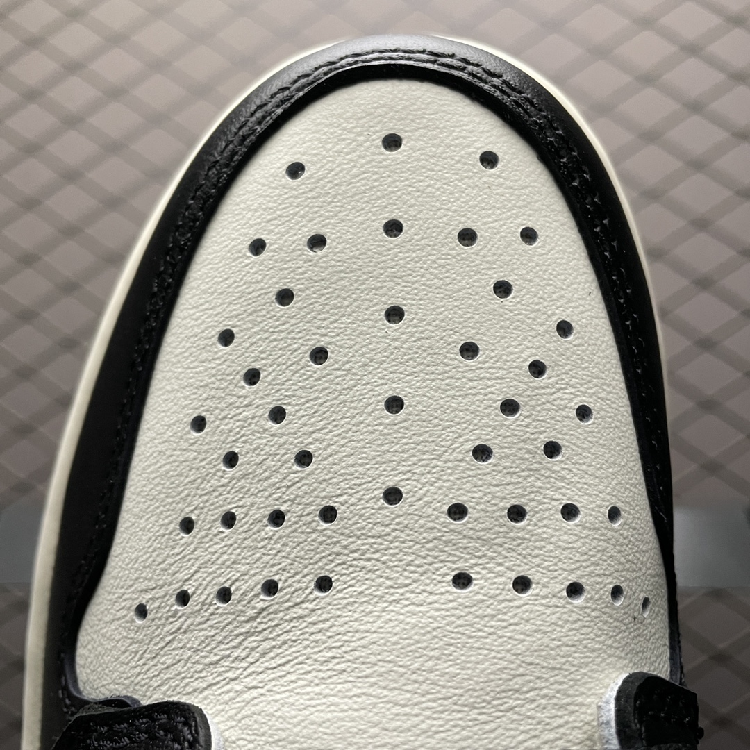 Nike Air Jordan 1 High OG "Sail/Dark Mocha/Black"  (555088-105)