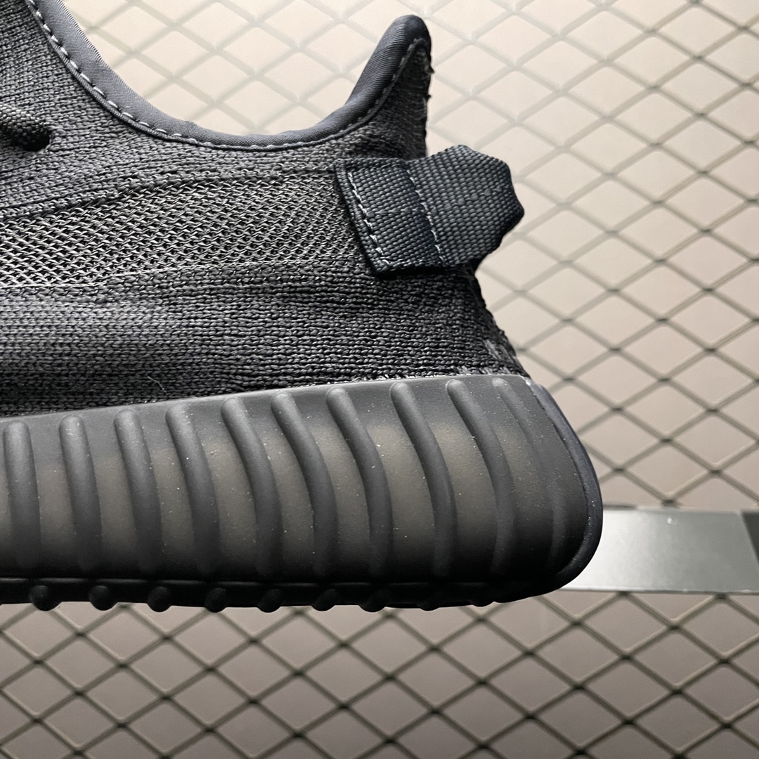 adidas YEEZY Boost 350 V2 "Onyx"（HQ4540）