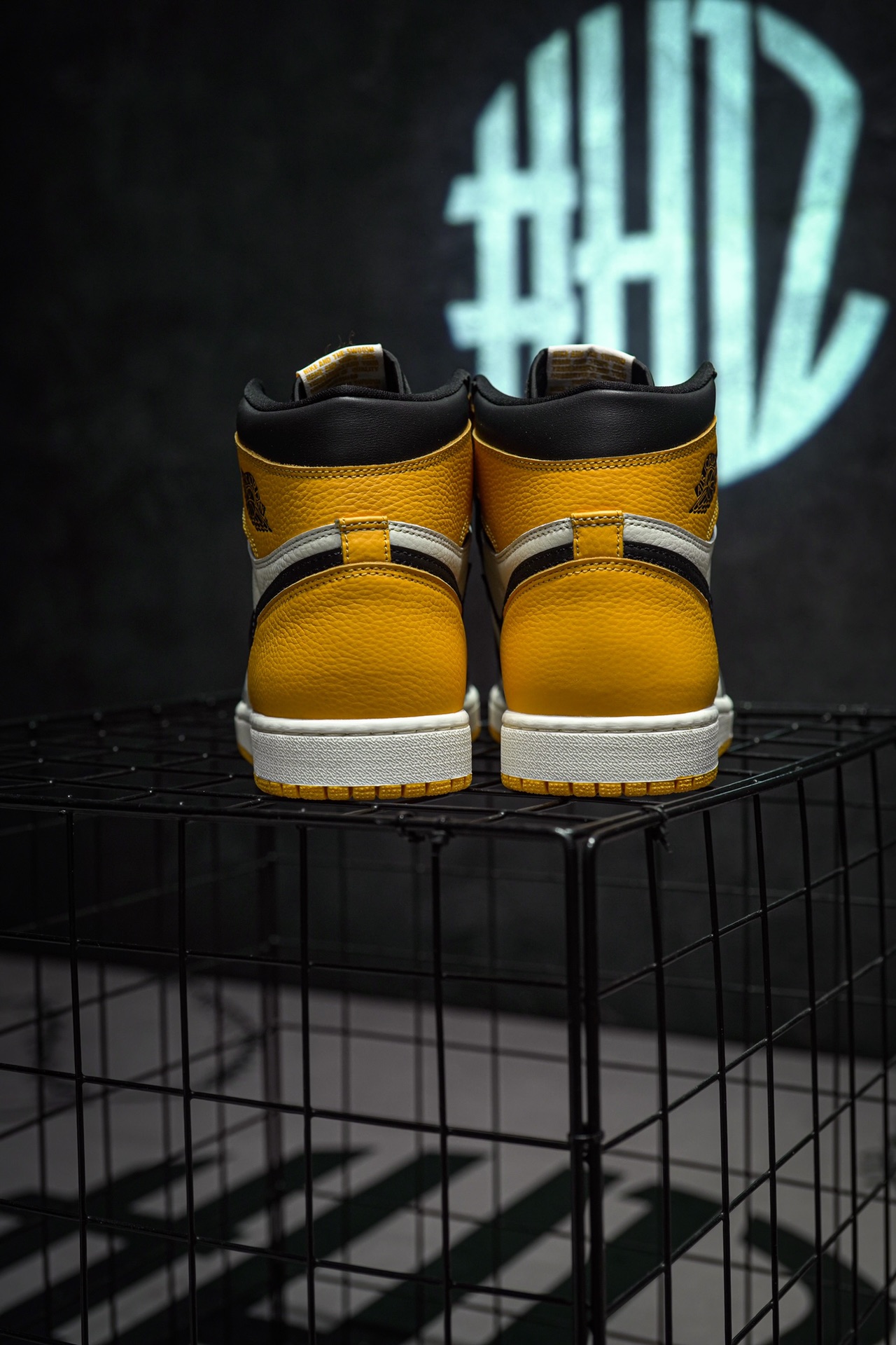 【LJR】Nike Air Jordan 1 Retro High OG "Taxi" (555088-711)
