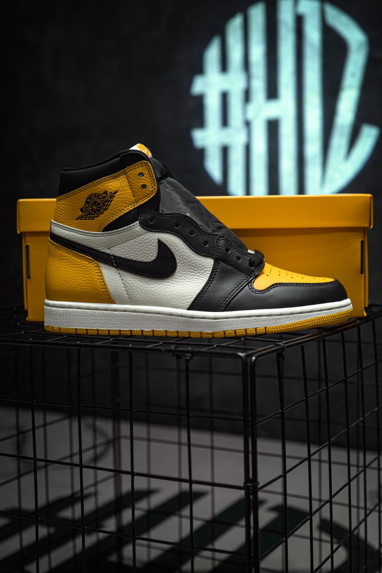 【LJR】Nike Air Jordan 1 Retro High OG "Taxi" (555088-711)