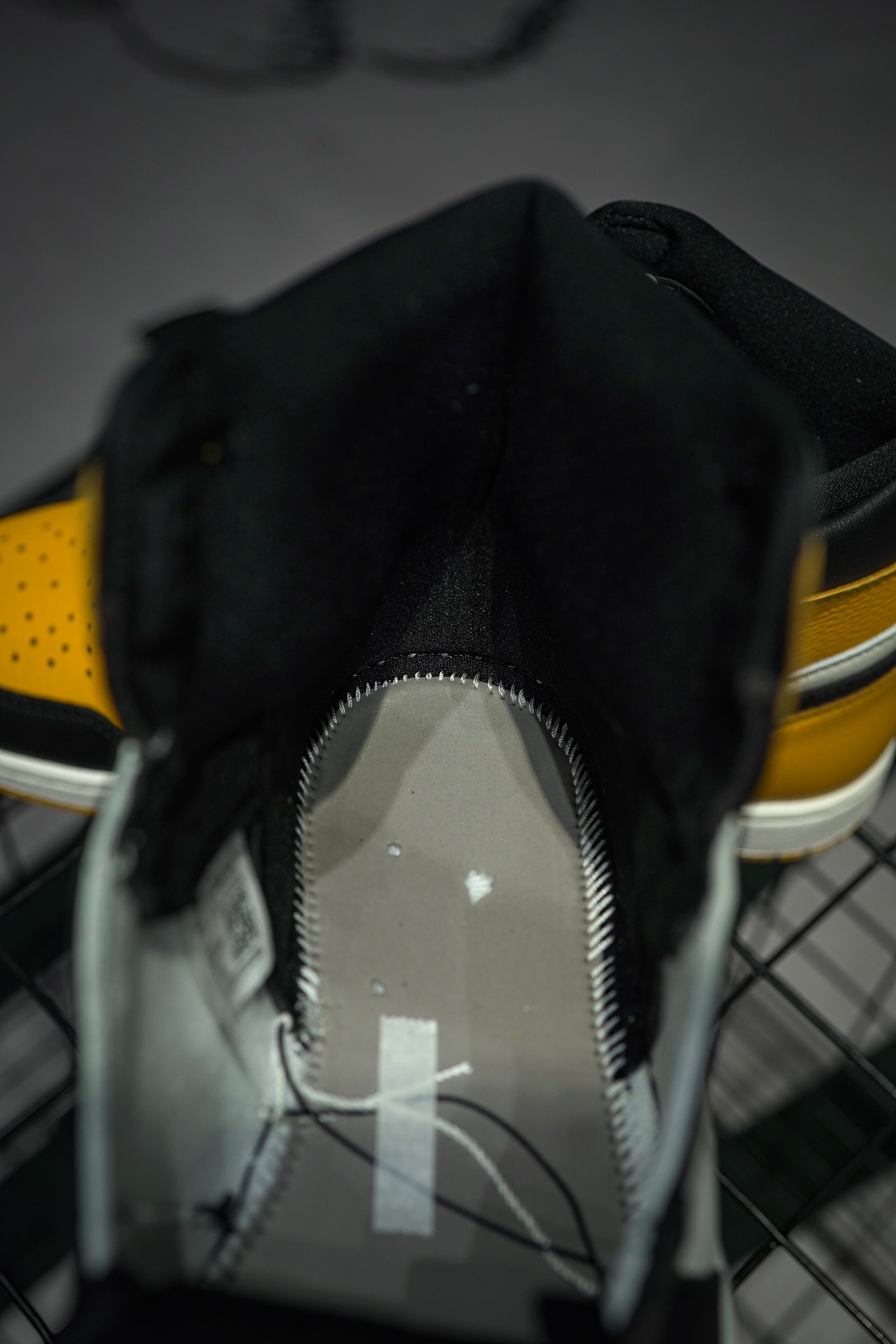 【LJR】Nike Air Jordan 1 Retro High OG "Taxi" (555088-711)