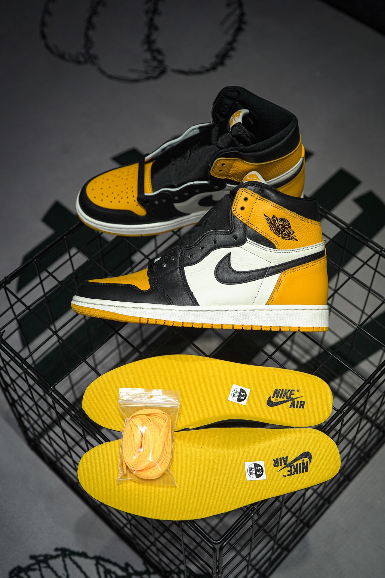 【LJR】Nike Air Jordan 1 Retro High OG "Taxi" (555088-711)