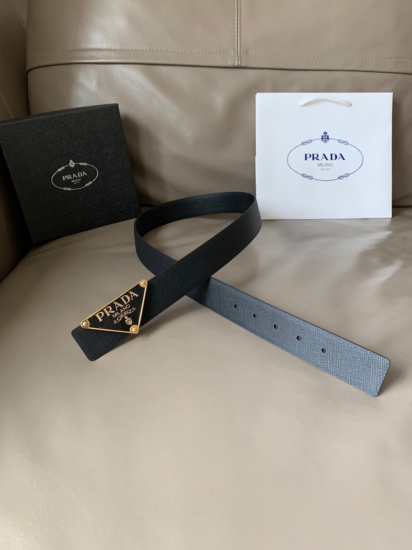 PRADA Men's  SAFFIANO Belt in Black（2CM217-053-F0002）