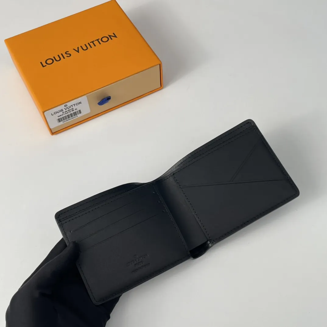 Louis Vuitton Portefeuille Multiple（M61695）