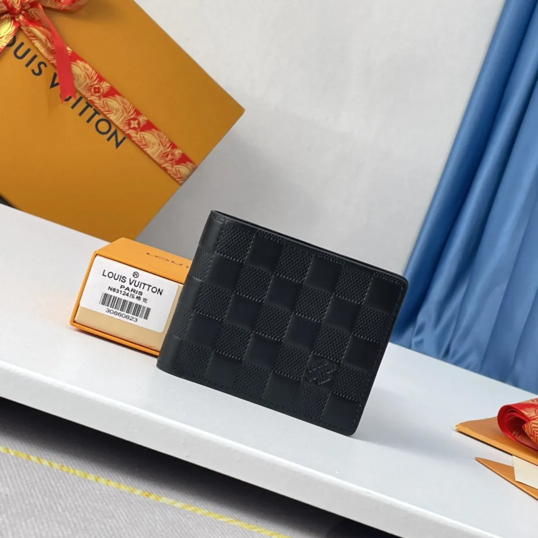 Louis Vuitton Portefeuille Multiple（M61695）