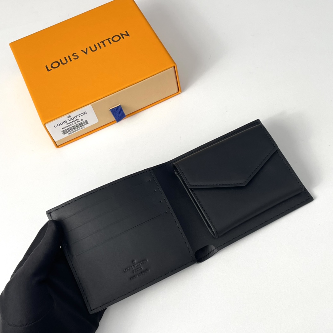 Louis Vuitton wallet （N63335）