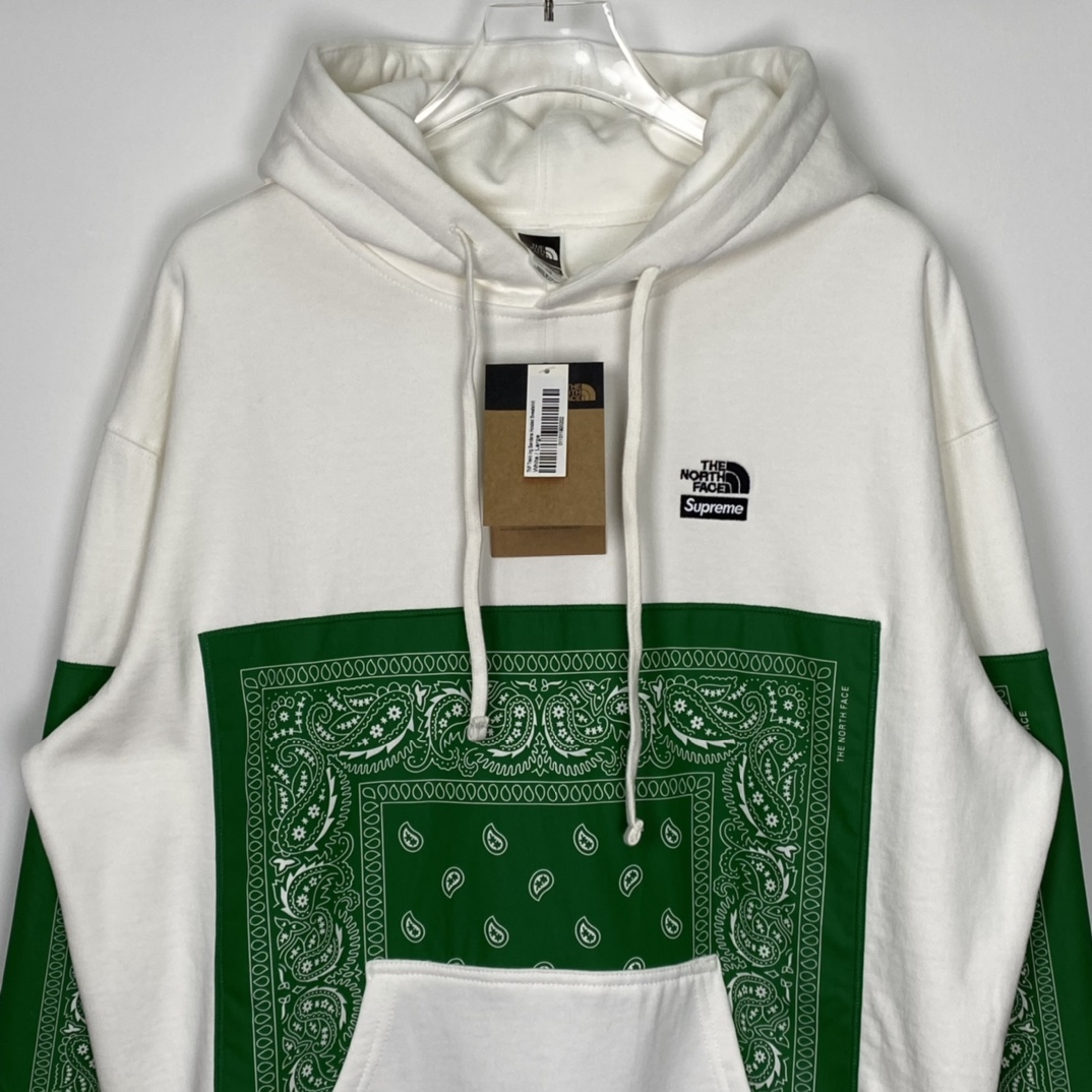 Supreme The North Face Bandana Hooded Sweatshirt White（SUP-SS22-449）