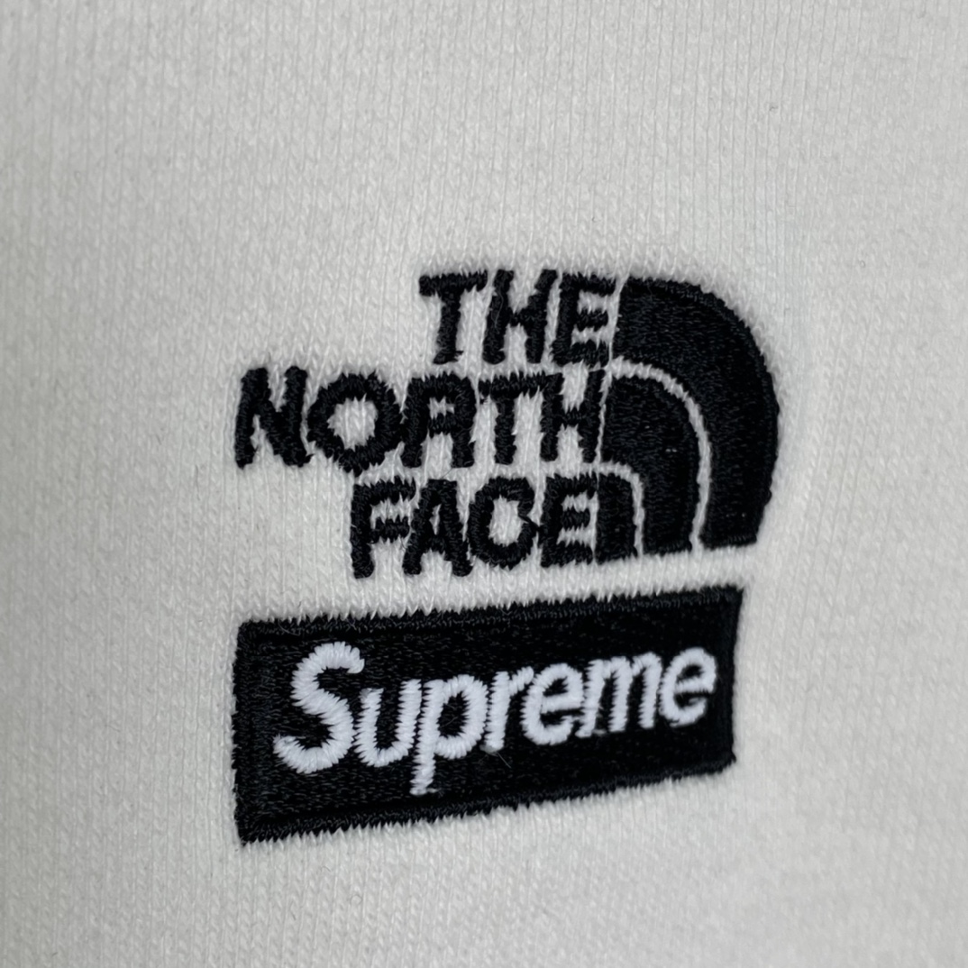 Supreme The North Face Bandana Hooded Sweatshirt White（SUP-SS22-449）