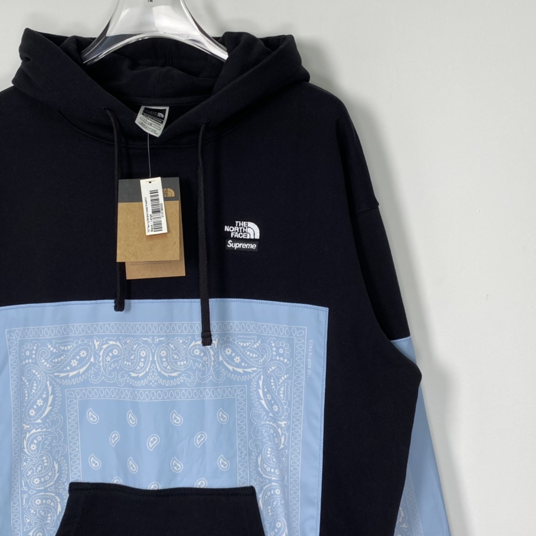 Supreme The North Face Bandana Hooded Sweatshirt White（SUP-SS22-449-1）