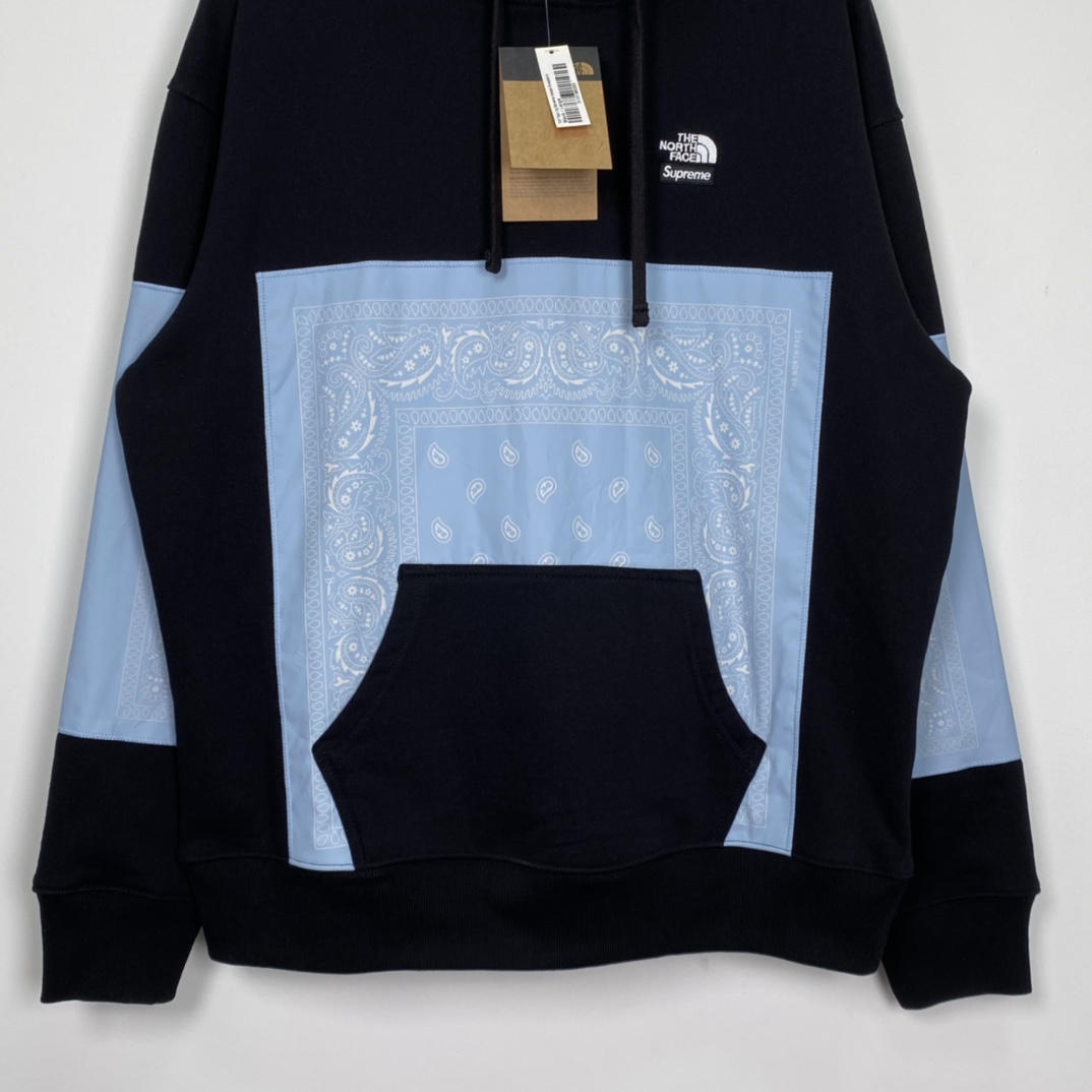 Supreme The North Face Bandana Hooded Sweatshirt White（SUP-SS22-449-1）