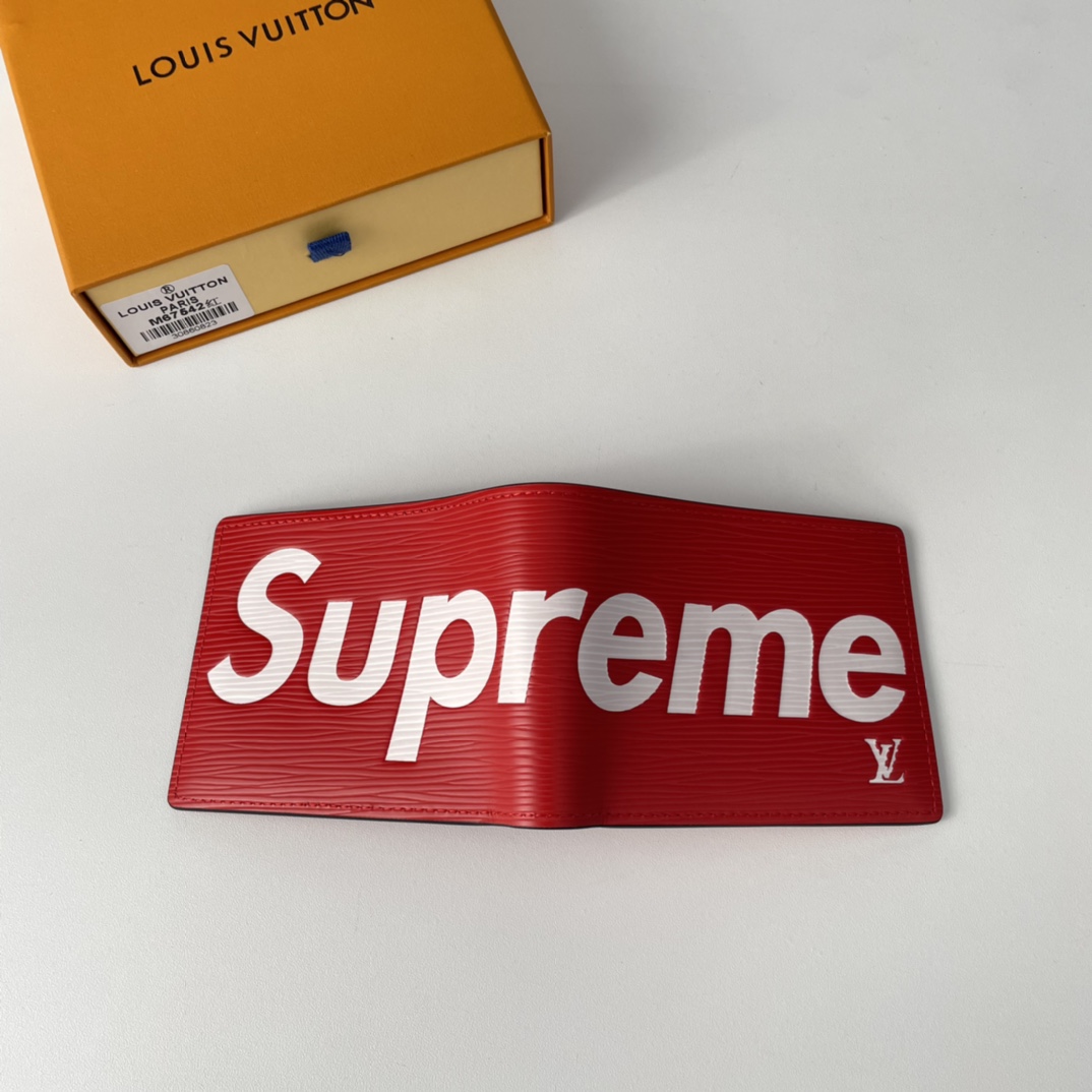 Louis Vuitton x Supreme Portefeuille Brazza "Red"(M67542）