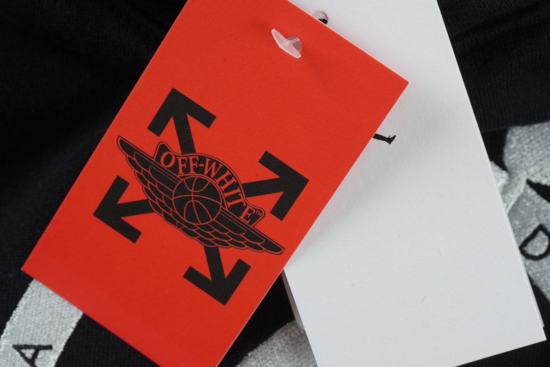 JORDAN BRAND AS M J OW HOODIE（DM0060-010）