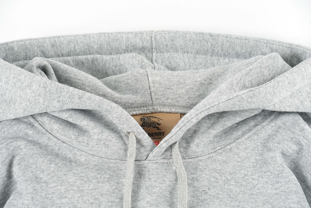 Supreme / Burberry Box Logo Hooded Sweatshirt "Heather Grey"（SUP-SS22-126）