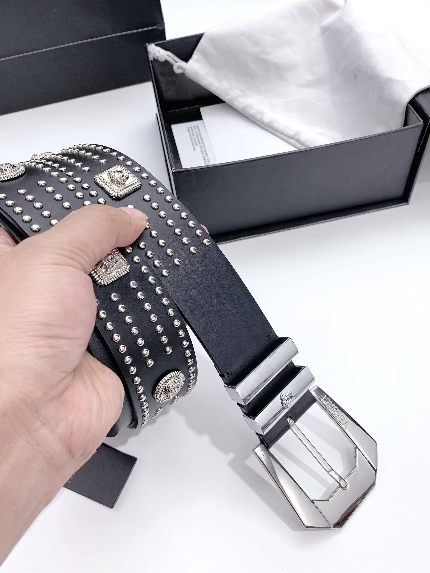 Versace Medusa Heritage Studded Belt（1007024-1A05020_1B00V）