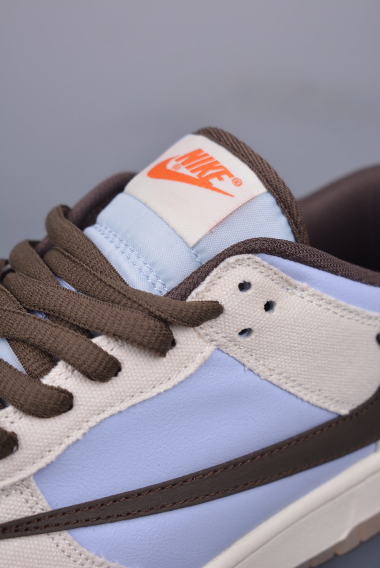 Nike Dunk Low Travis Scott x PlayStation ( DA1638-100）