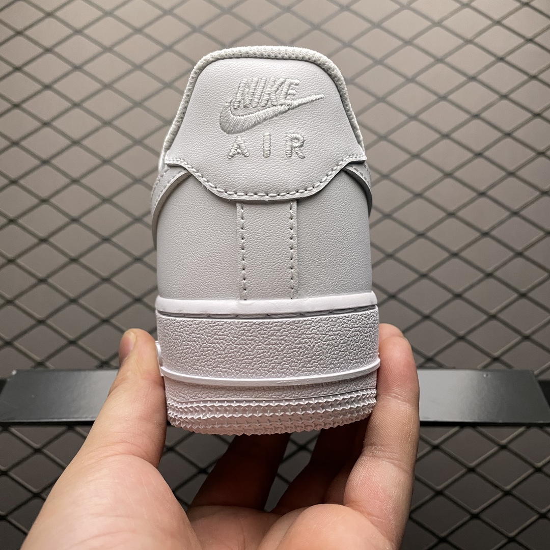 NIKE AIR FORCE 1 LOW（315122-111）