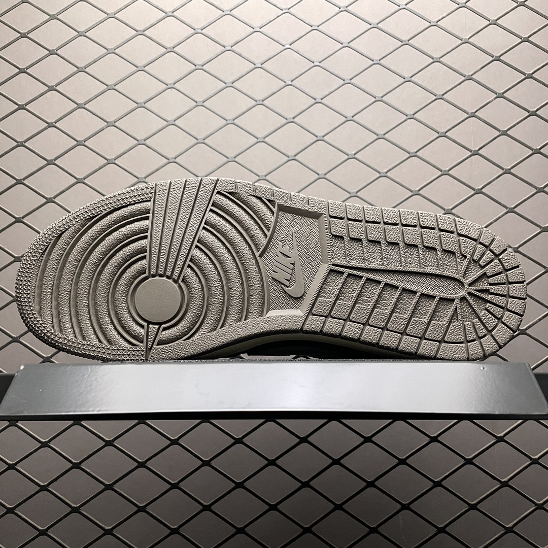 Travis Scott × Nike Air Jordan 1 Low OG SP "Reverse Mocha/Sail and Ridgerock"（DM7866-162）