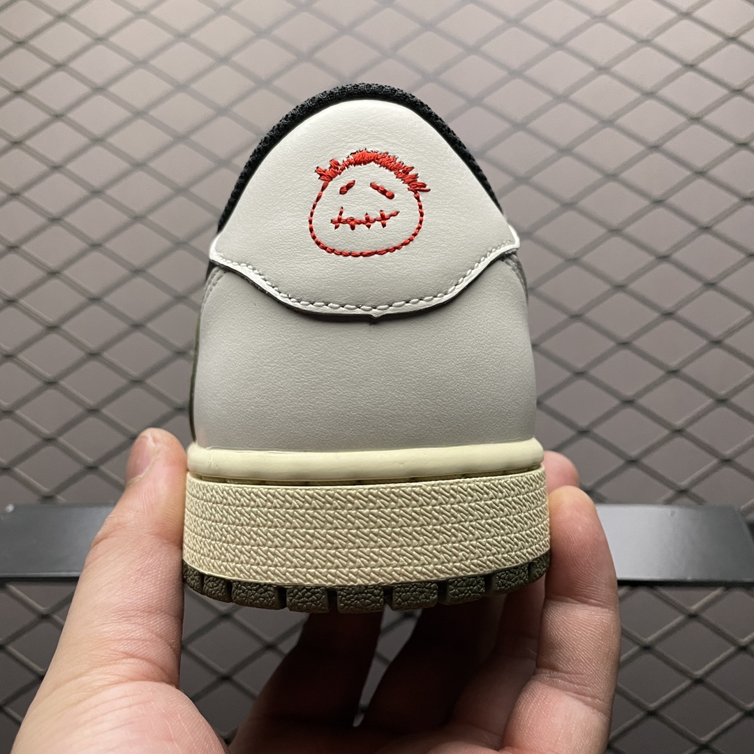 Travis Scott × Nike WMNS Air Jordan 1 Low OG "Medium Olive" (DZ4137-106)