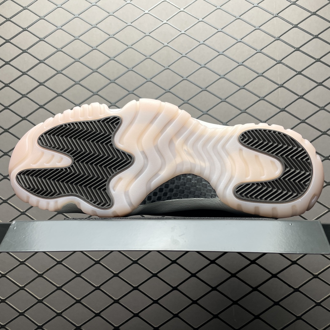 Nike Air Jordan 11 Retro "Neapolitan"（AR0715-101）