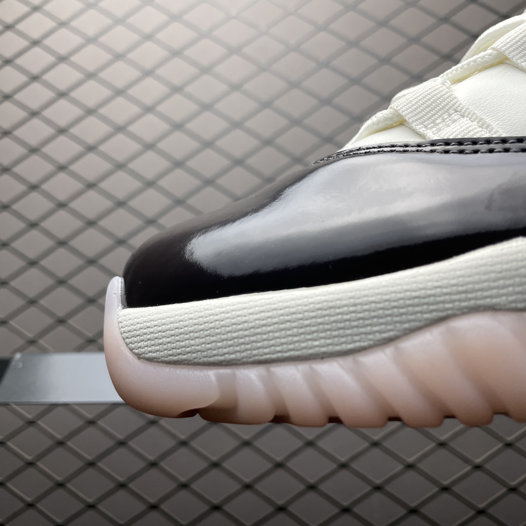 Nike Air Jordan 11 Retro "Neapolitan"（AR0715-101）