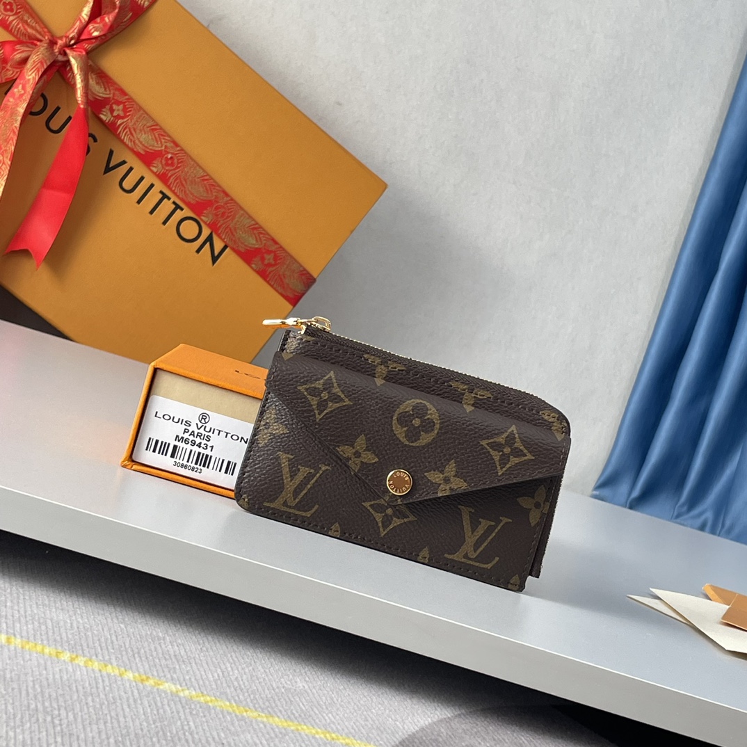 Louis Vuitton wallet （M69431）
