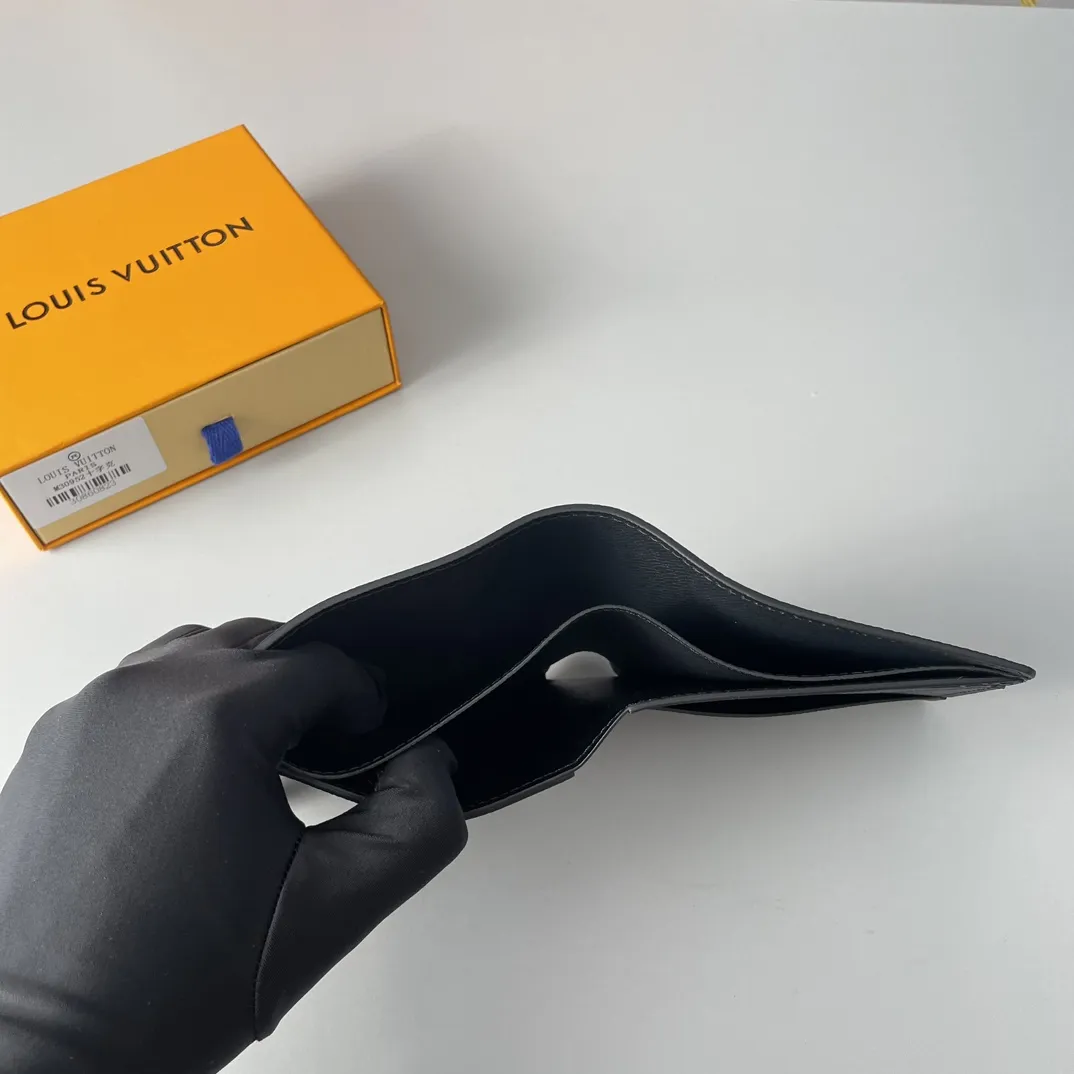 Louis Vuitton Portefeuille Multiple（M61695）