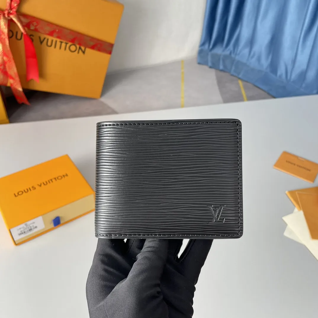 Louis Vuitton Portefeuille Multiple（M61695）