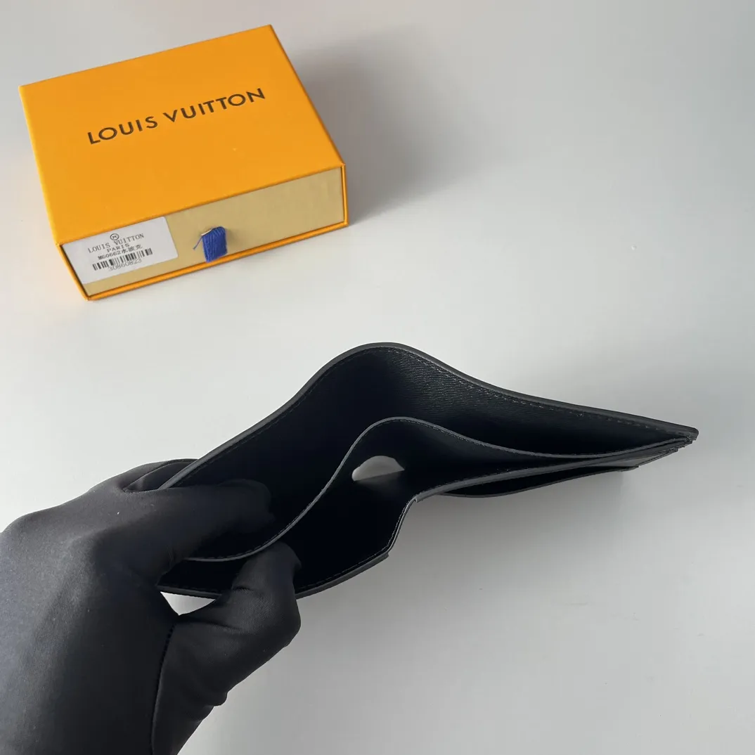 Louis Vuitton Portefeuille Multiple（M61695）