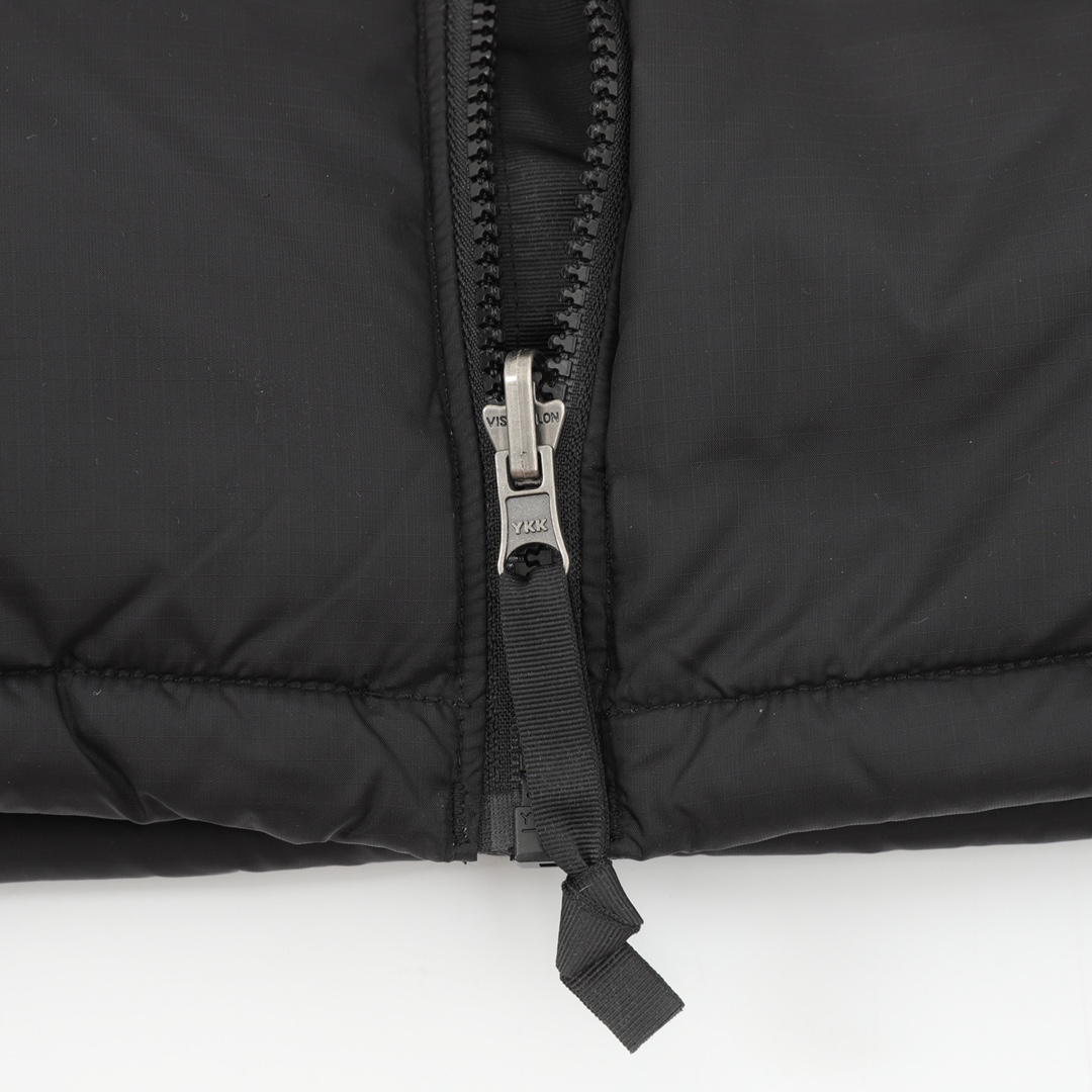 THE NORTH FACE  M'S 1996 ECO NUPTSE VEST（NF0A3JQQ-LE4）