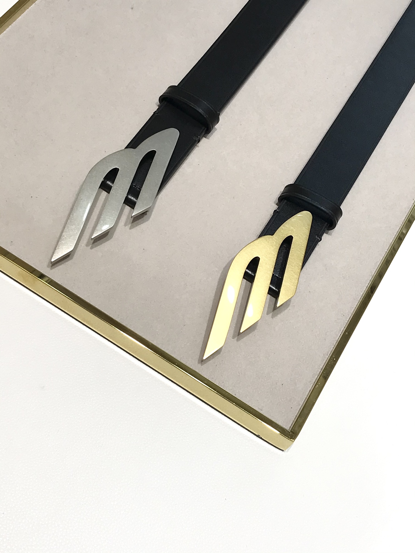 Balenciaga logo belt-3.5cm（POIZON240415992）