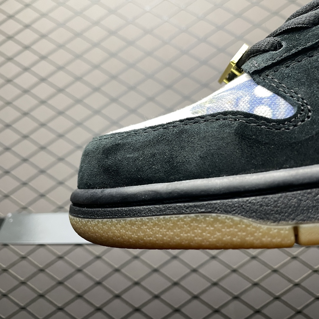 Supreme × Nike SB Dunk Low "Rammellzee"（FD8778-001）