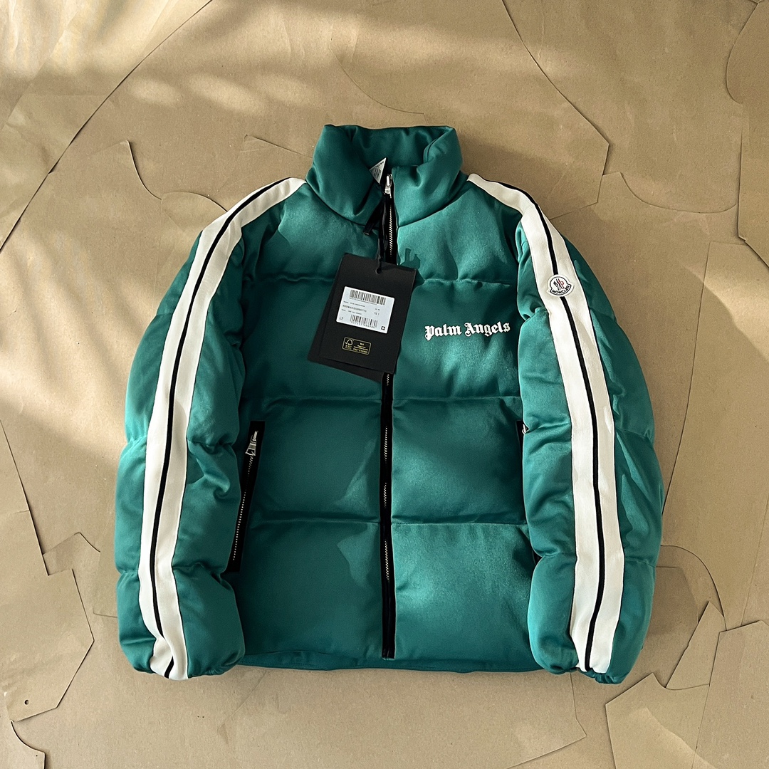Moncler Genius x Palm Angels collaborative down jacket（G209L1A00019M1356865）