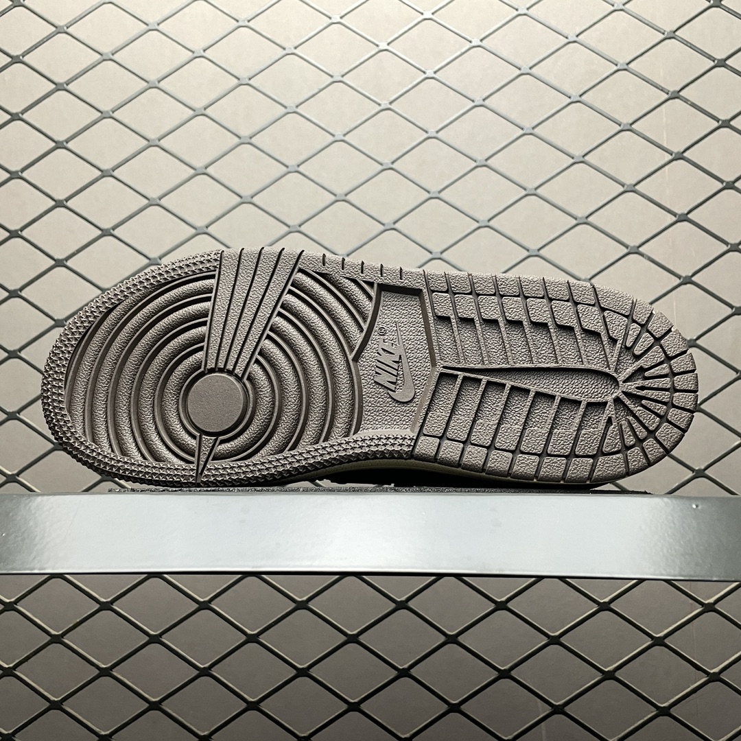 Travis Scott × Nike PS Air Jordan 1 Low OG SP "Black Phantom"(Kids)  (DO5442-001)