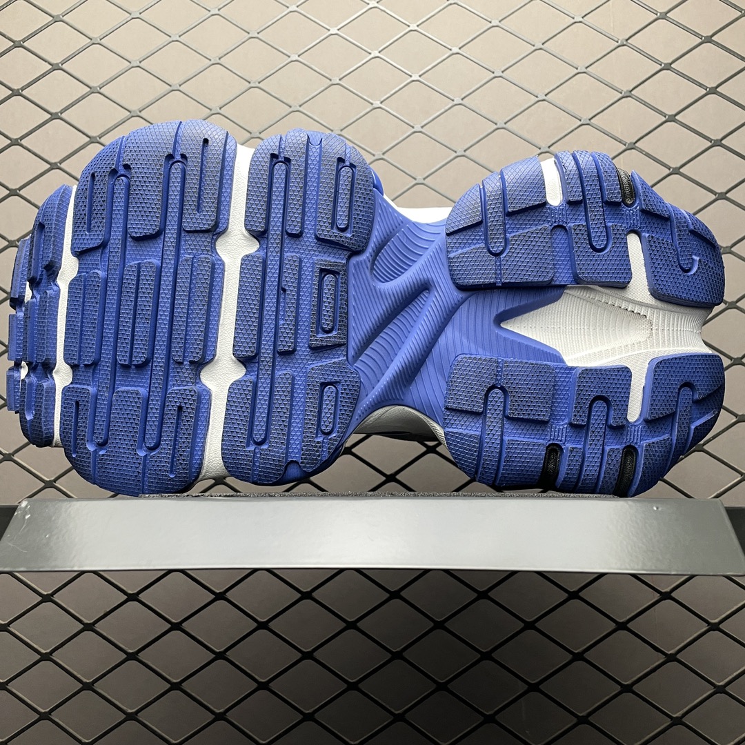 BALENCIAGA Cargo Sneaker "Grey/White/Blue"（785754W2MV11940）