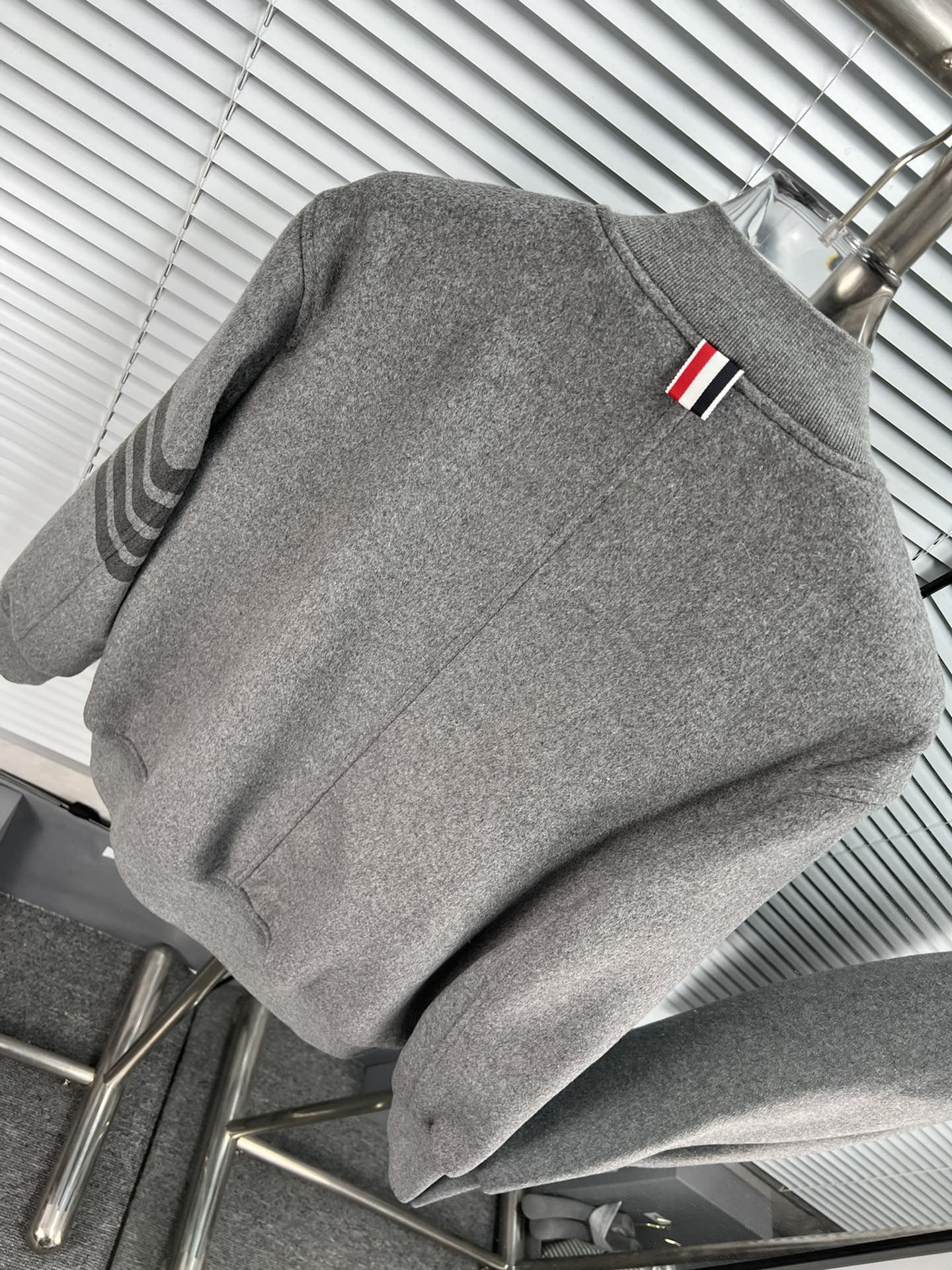 THOM BROW Navy Wool Cashmere Flannel Blouson Tonal 4-Bar Jacket  (MJO030A-06393-415）