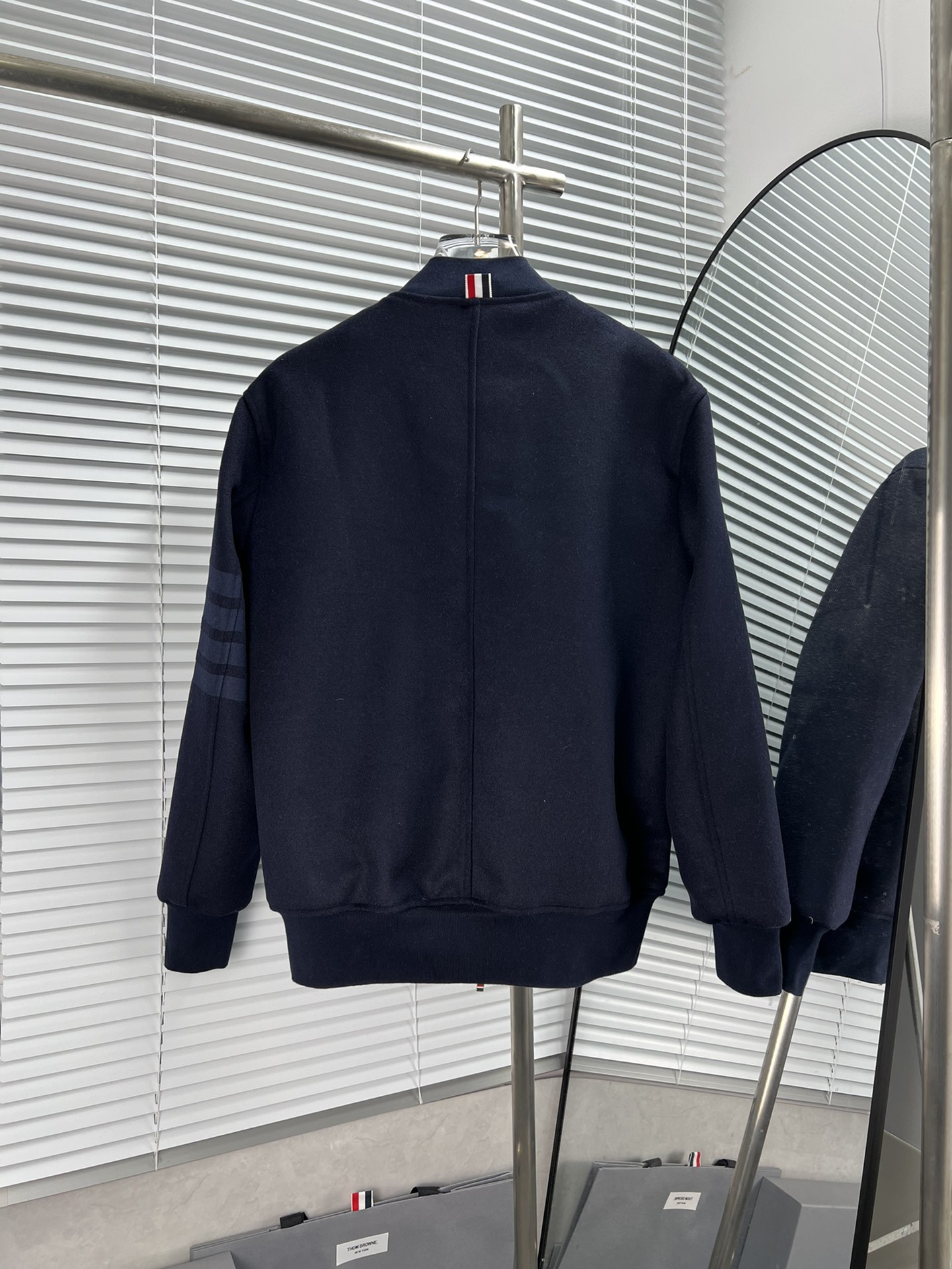 THOM BROW Navy Wool Cashmere Flannel Blouson Tonal 4-Bar Jacket  (MJO030A-06393-415）