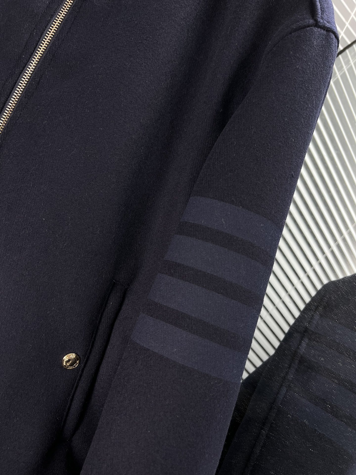 THOM BROW Navy Wool Cashmere Flannel Blouson Tonal 4-Bar Jacket  (MJO030A-06393-415）