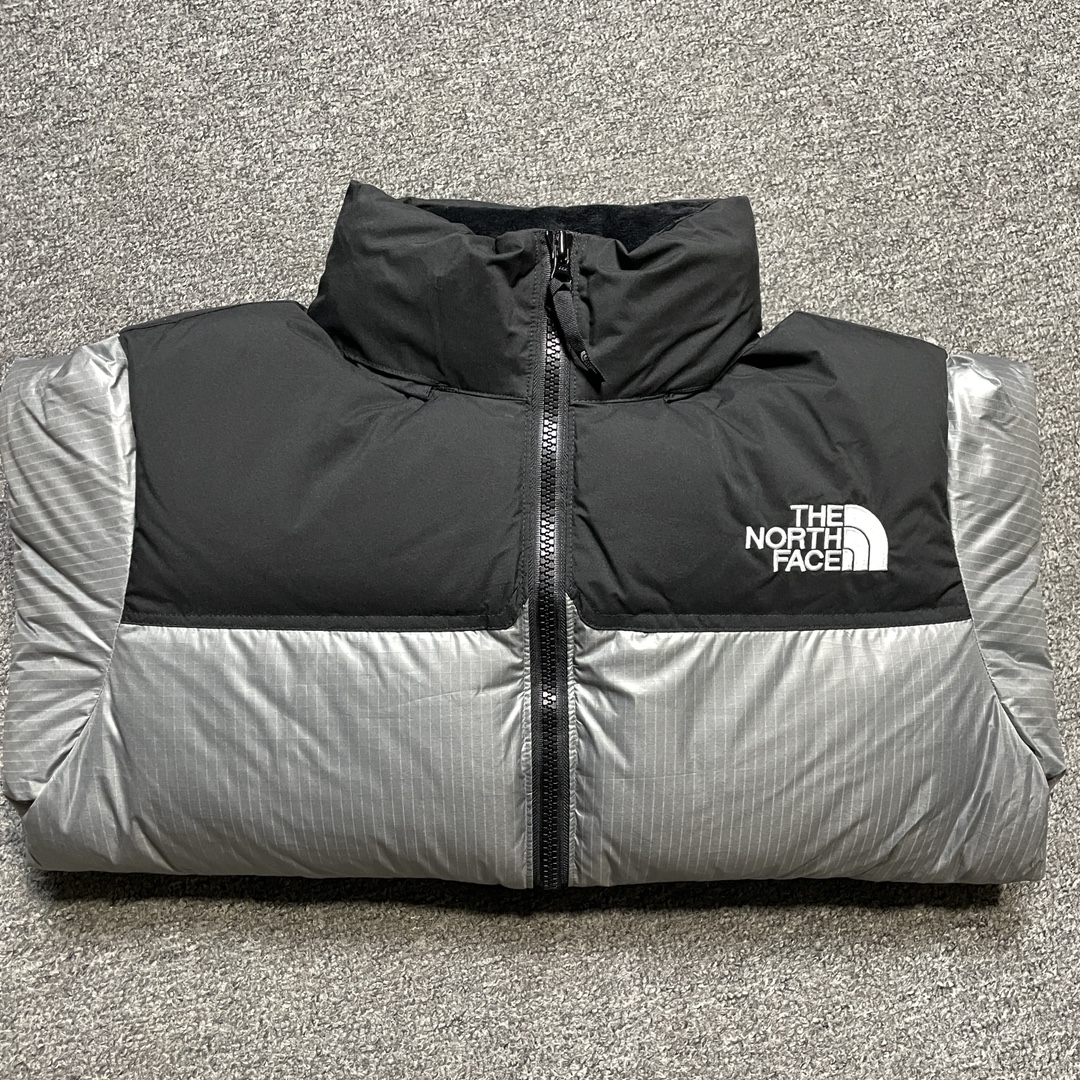 THE NORTH FACE★NOVELTY NUPTSE DOWN JACKET（NJ1DP62M）