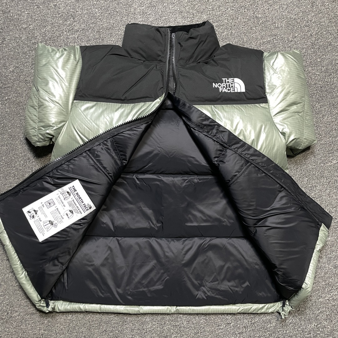 THE NORTH FACE★NOVELTY NUPTSE DOWN JACKET（NJ1DP62N）