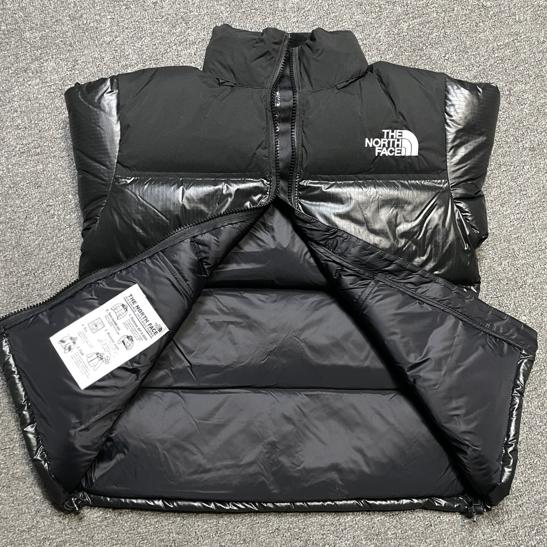 THE NORTH FACE★NOVELTY NUPTSE DOWN JACKET（NJ1DP62J）