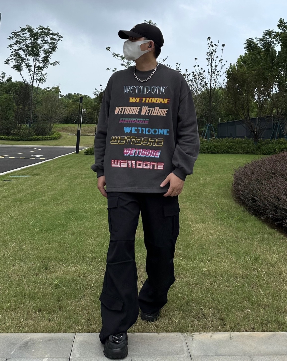 We11done Front Logo Sweatshirt 'Charcoal' （WD-TP5-19-114-U-CH）