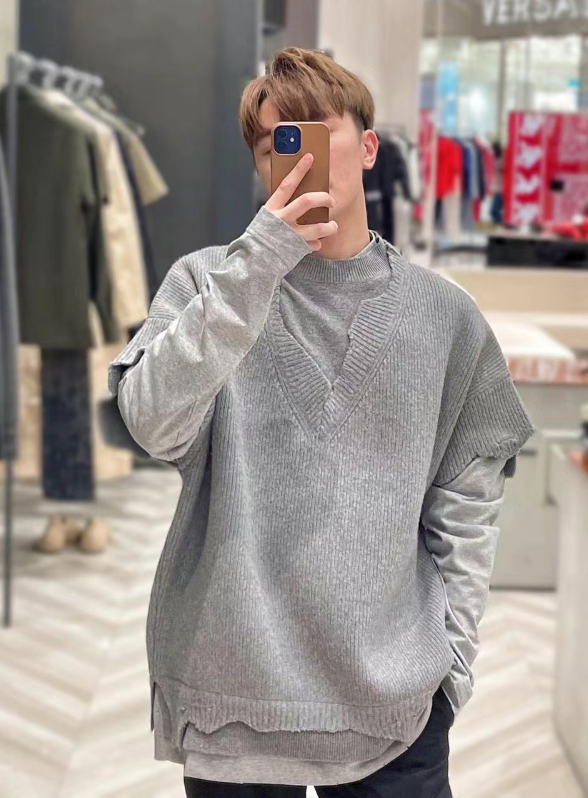 Givenchy Oversize Cut & Layer sweater in wool and cotton(BM90MG4YE0-097）