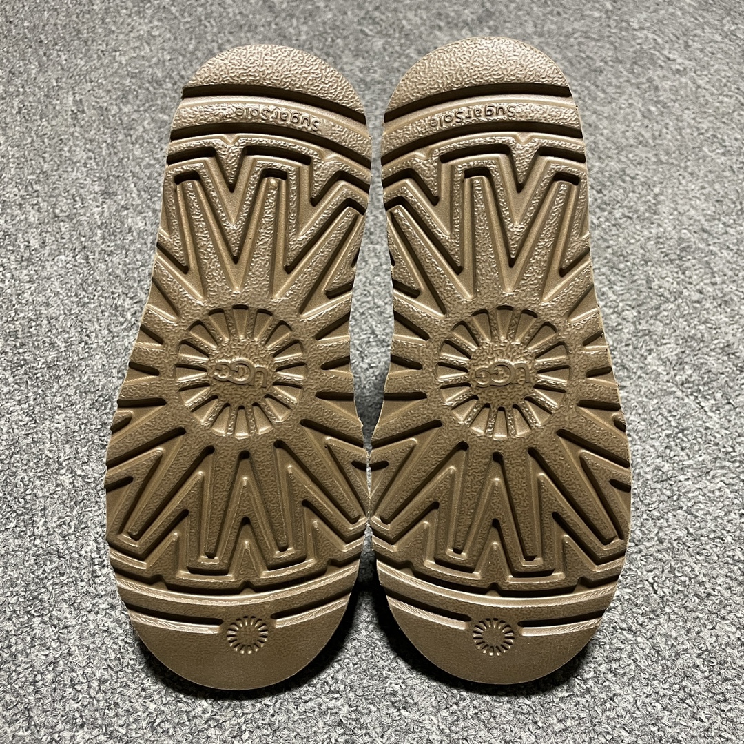 UGG Sheepskin Boots 1016422（1016422）