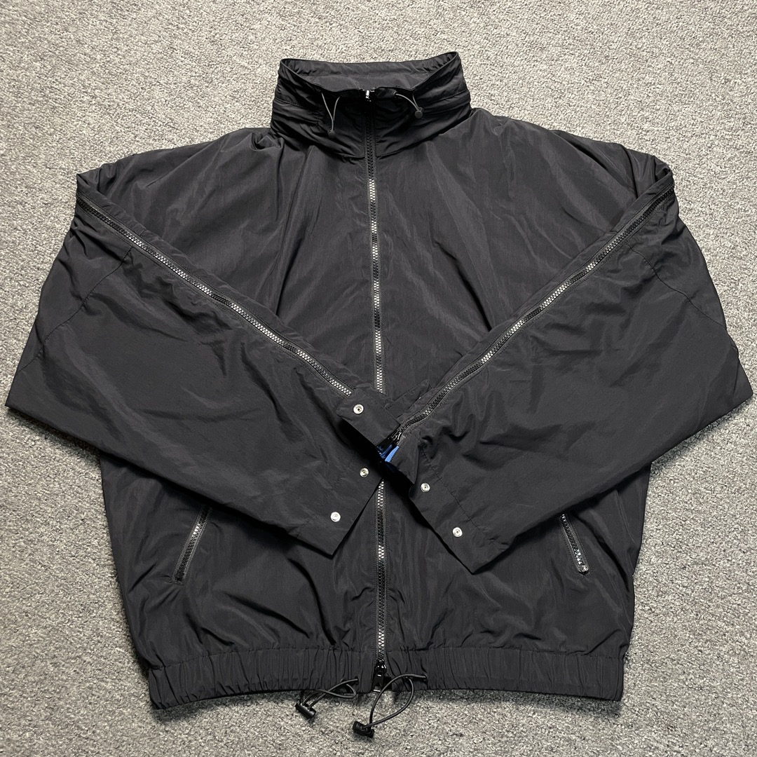 Bottega Veneta Black Blue Jacket(41PFFT77）