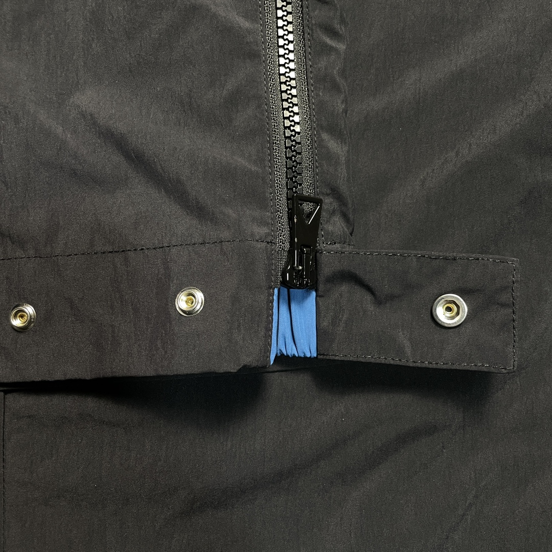 Bottega Veneta black and blue sweatpants(39PFFT77）