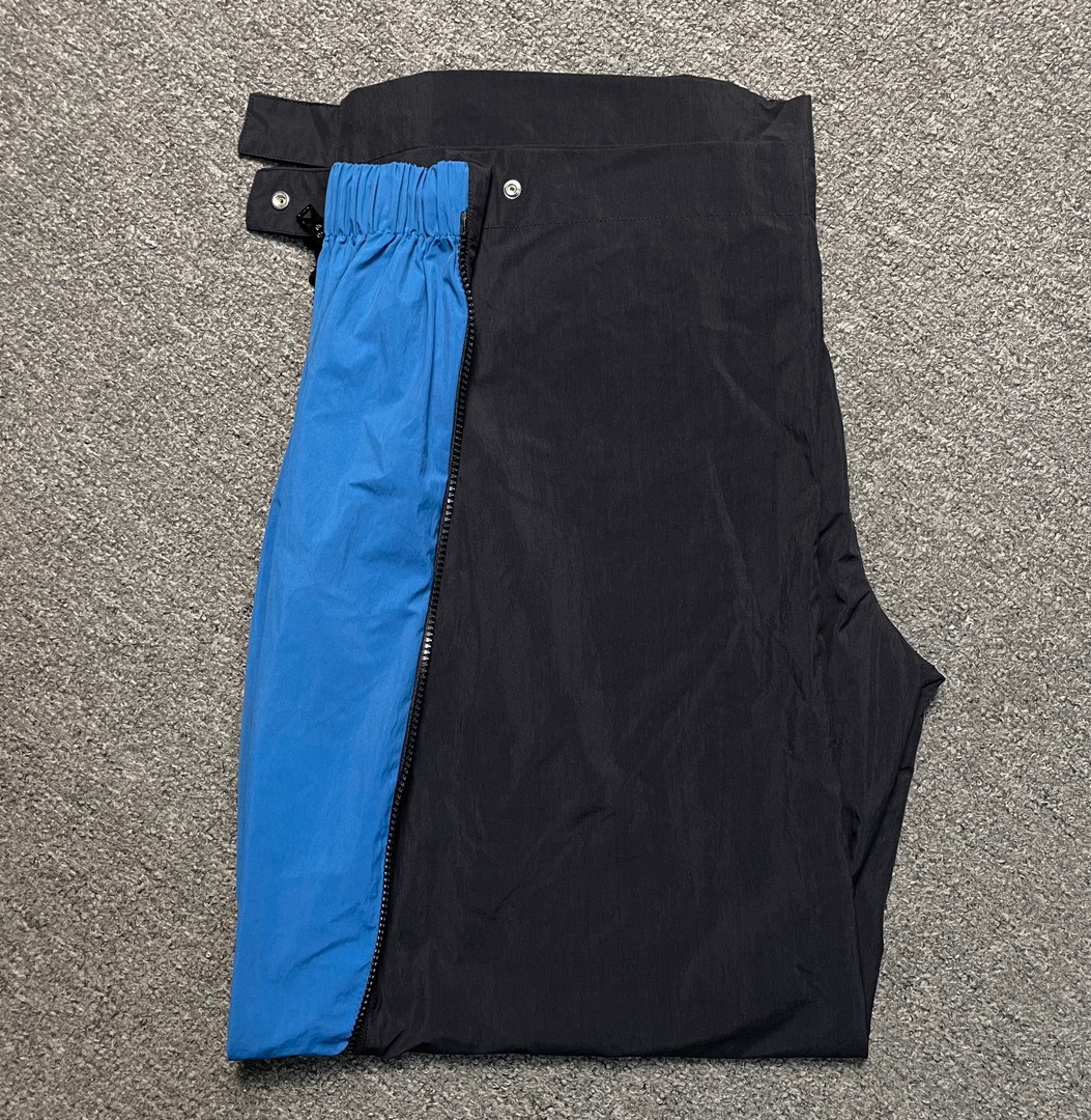 Bottega Veneta black and blue sweatpants(39PFFT77）