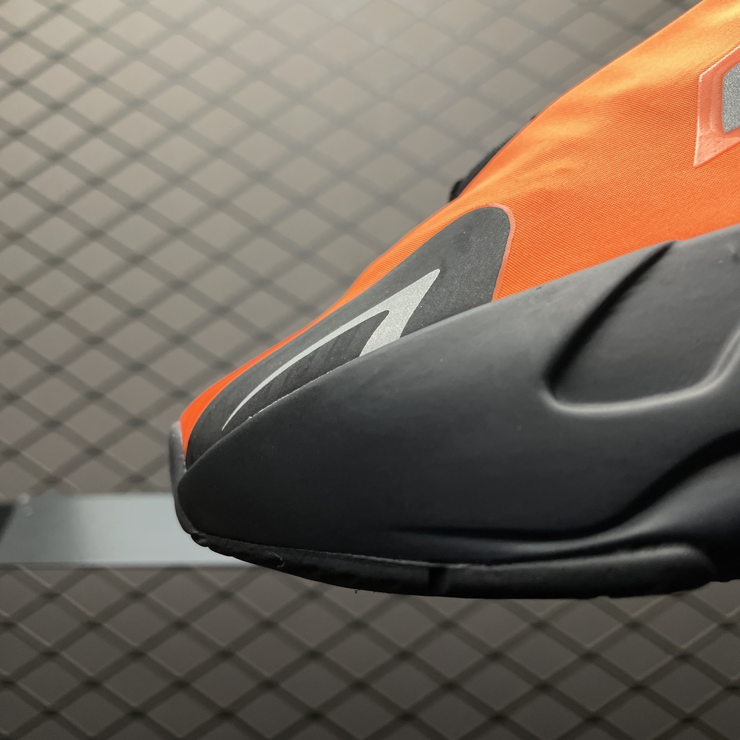 [Copy]adidas YEEZY 700 V3 "Arzareth"（G54850）