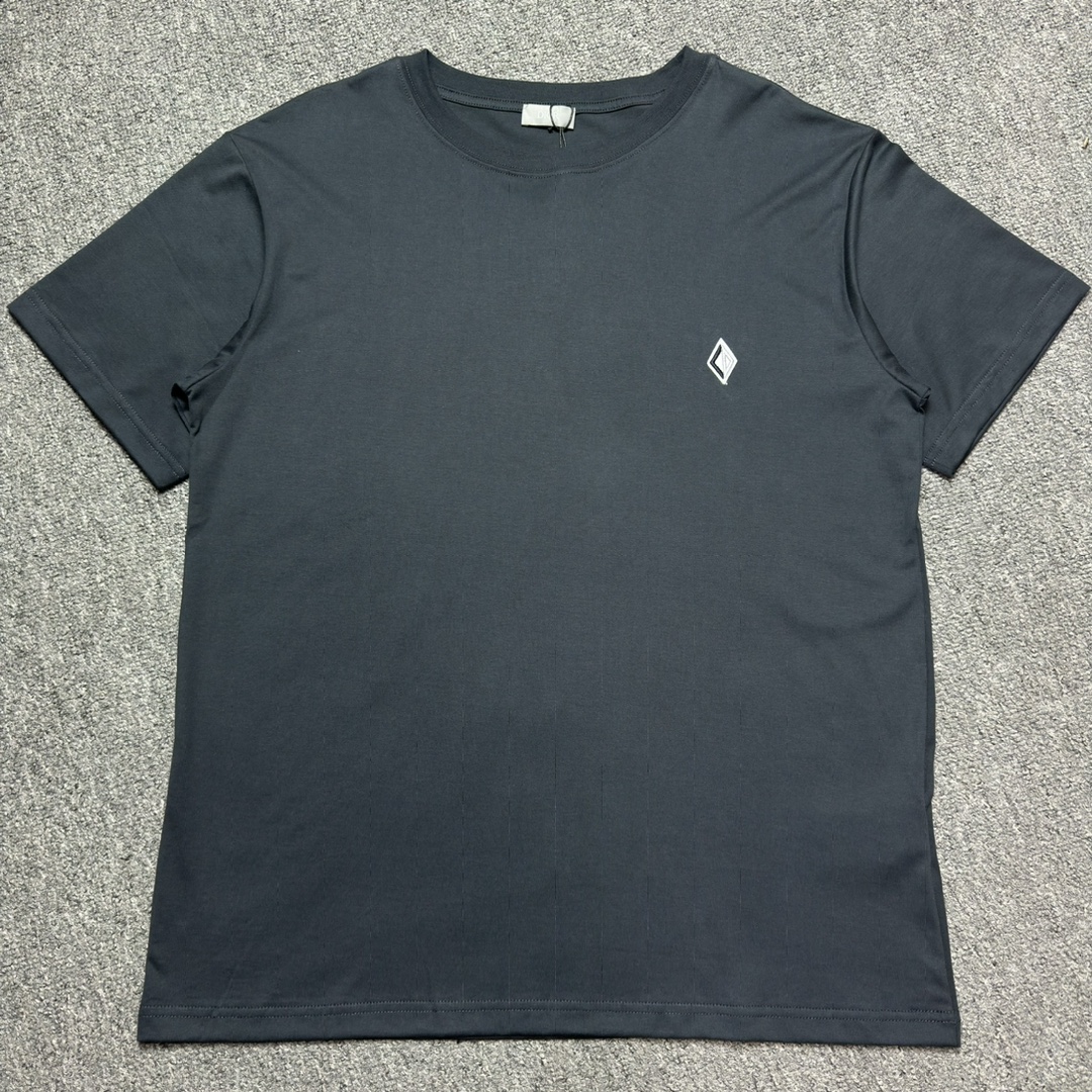 Dior Embroidered T-shirt（393J696H0677-C588）