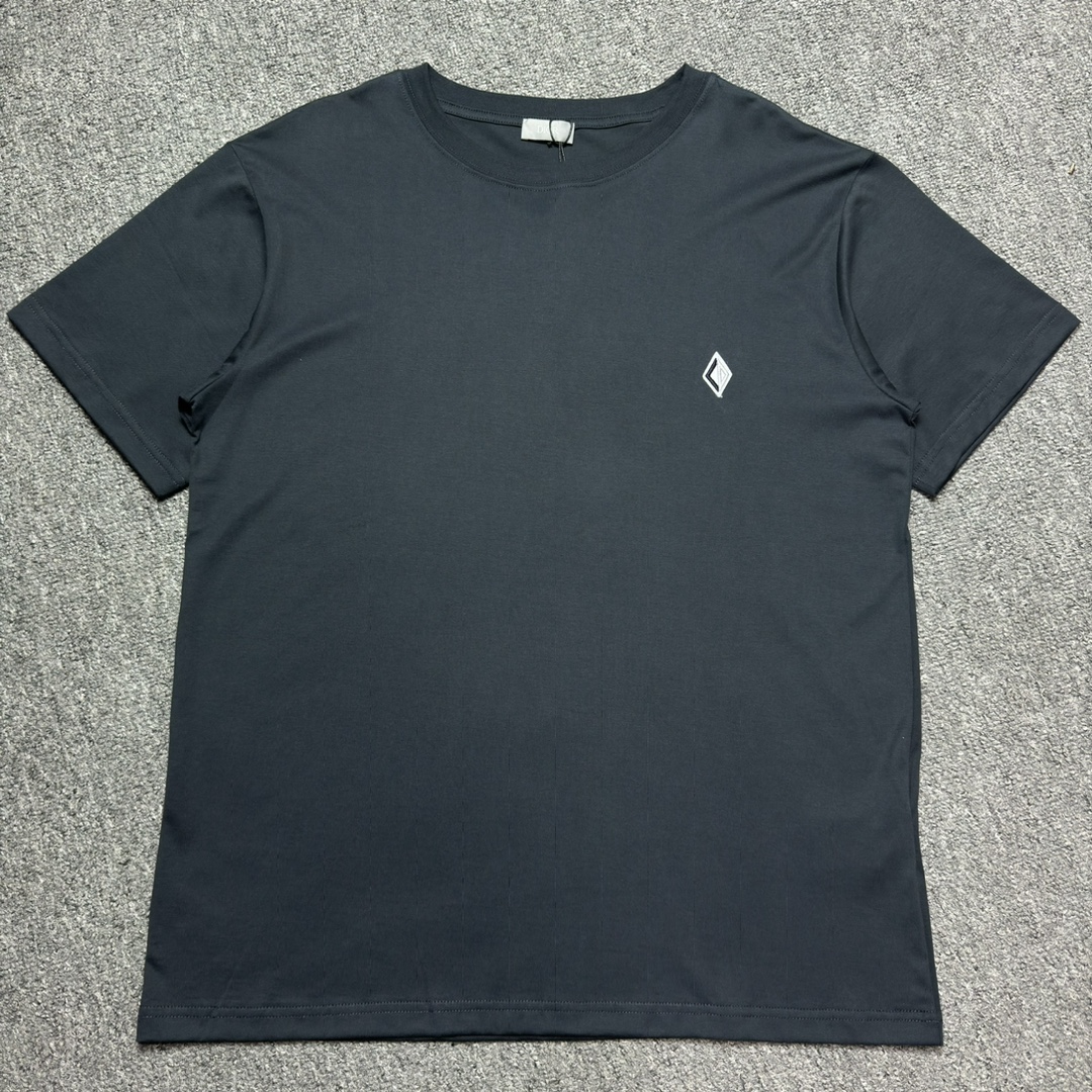 Dior Embroidered T-shirt（393J696H0677-C588）