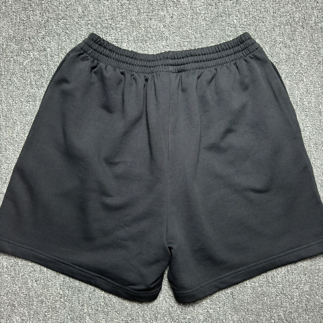 BALENCIAGA Reflective lettering shorts（764235TQVN11084）